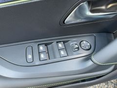 Foto Nummer 13: PEUGEOT 2008
