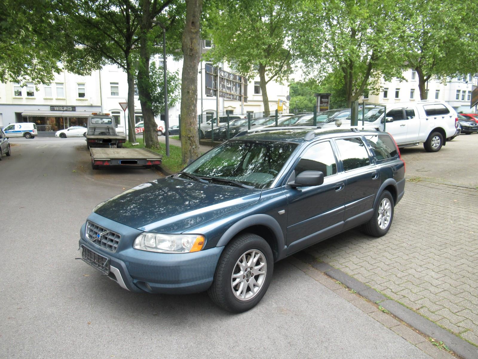 Volvo XC70 2.5 T AWD Momentum