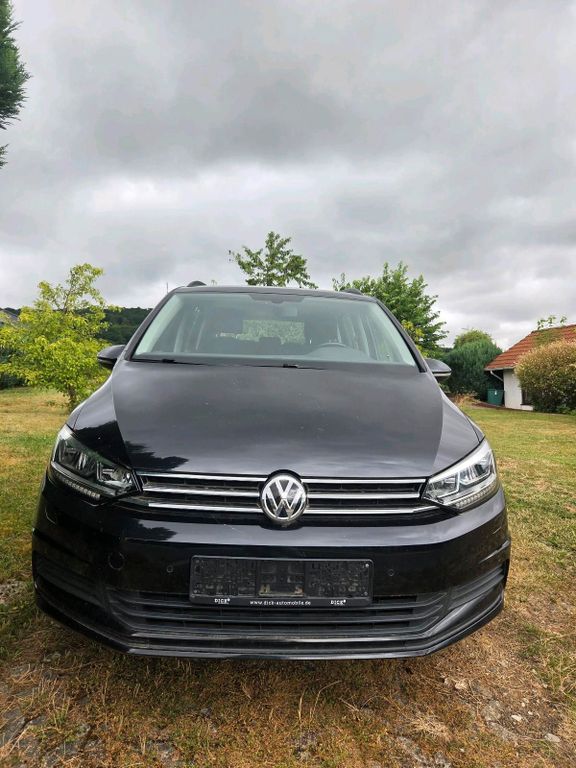 Image of Volkswagen Touran