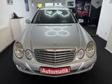 Mercedes-Benz E 220 CDI T AVANTGARDE Automatik Navi AHK PDC - Mercedes-Benz E 220 aus 2006: Cdi
