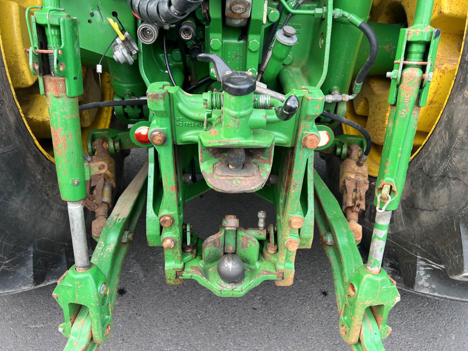 Fahrzeugabbildung John Deere 8295 R / kein AdBlue / Rückfahreinrichtung