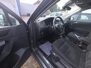 Volkswagen Tiguan - 9