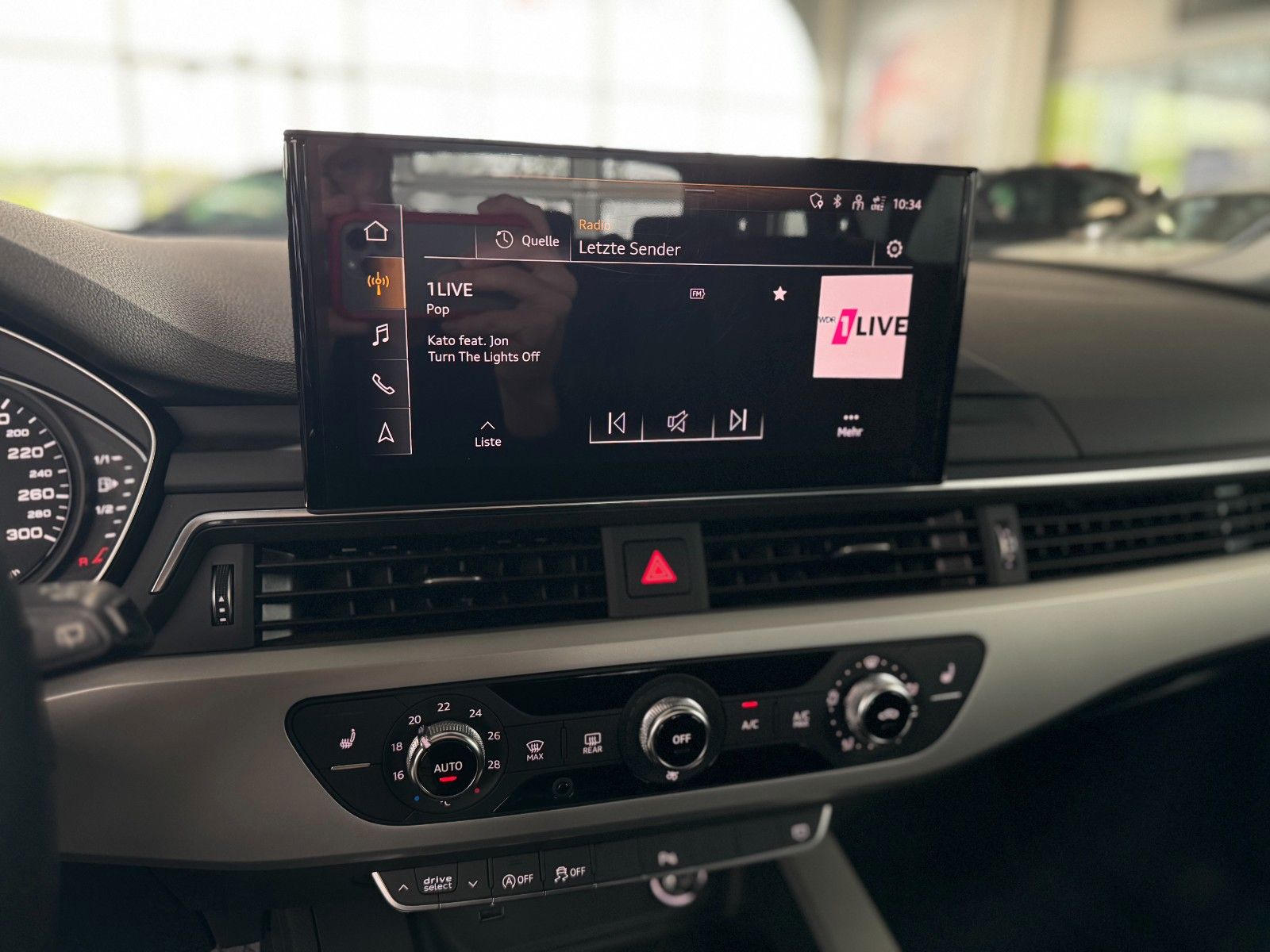 Fahrzeugabbildung Audi A4 Avant 40 2.0 TFSI advanced "Business-Paket"