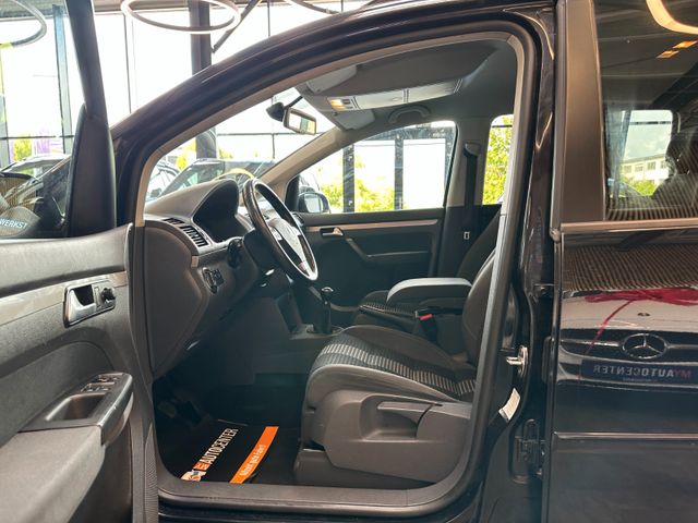 MYAUTOCENTER – Gebraucht- und Jahreswagen mit Werkstattservice in Pfaffenhofen Volkswagen Touran United *Navi*Sitzh*TÜV 0527*