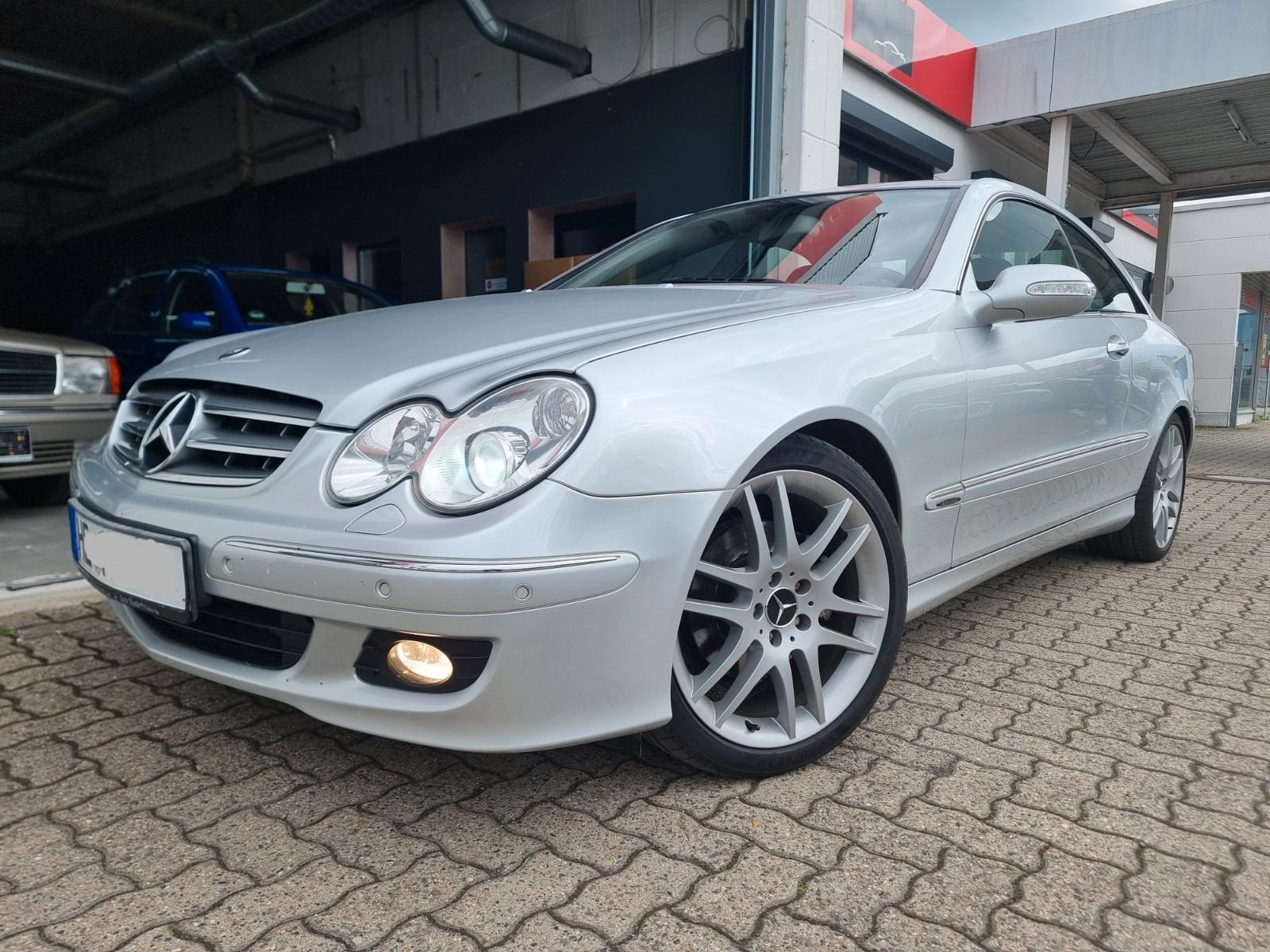 Mercedes-Benz CLK 280 Coupe /BI-Xenon/Scheckheft/Leder/8xBerei