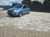 Ford Fusion 1,6 16V + Autom. + - Ford Fusion: V6