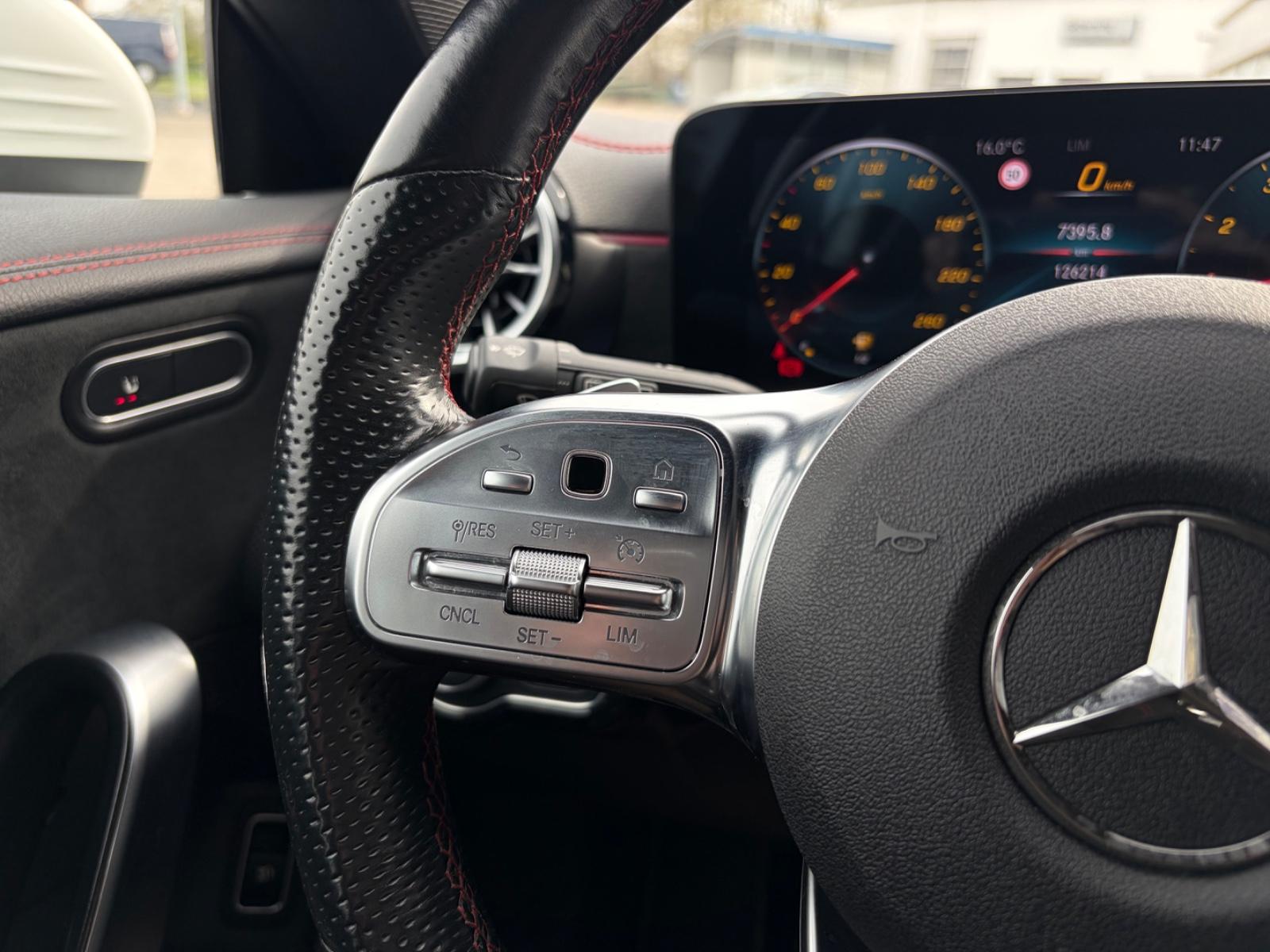 Mercedes-Benz CLA AMG Line Widescreen/DAB, миниатюра 27