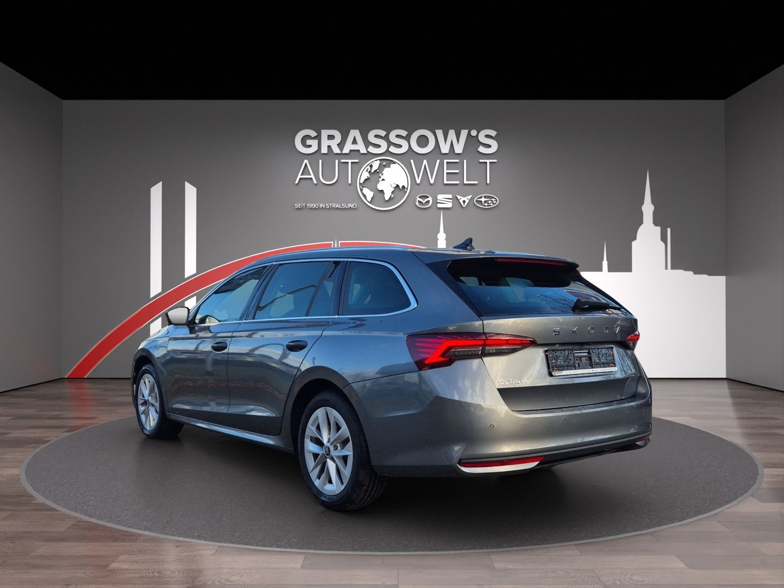 Fahrzeugabbildung SKODA Octavia Combi 1.5 TSI Selection/ACC/AHK/LED