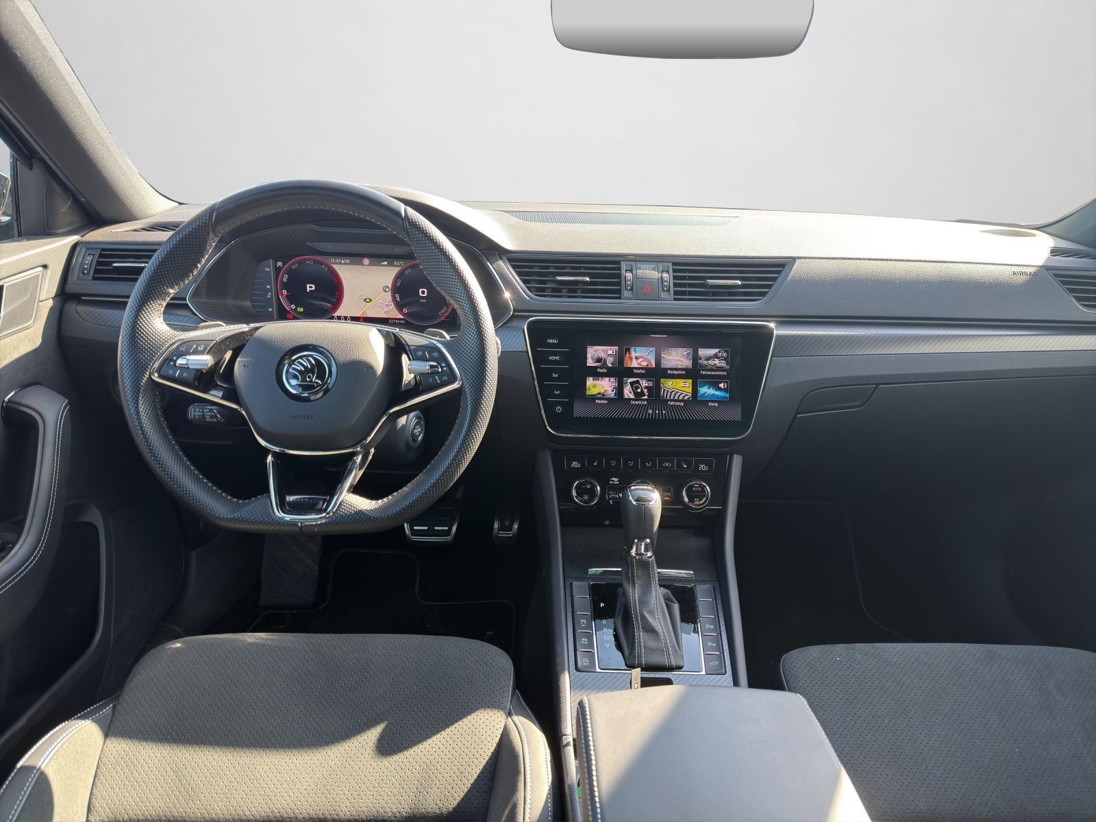 Skoda Superb - Bild 4