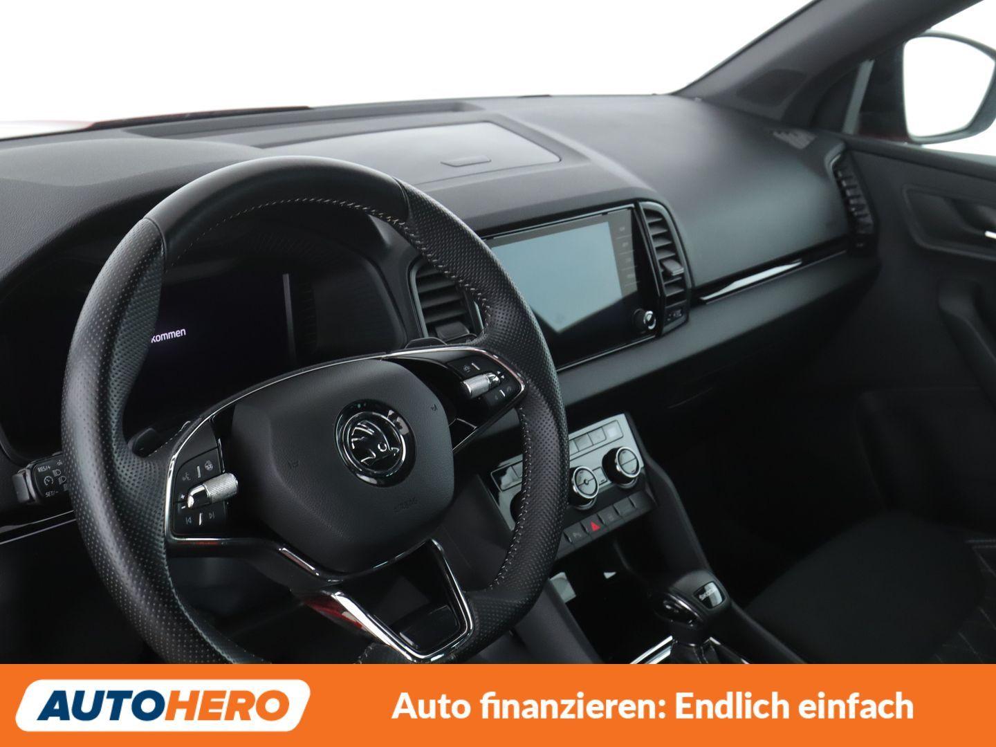Skoda Karoq 1.5 TSI ACT SportLine Aut.*NAVI*LED*TEMPO*