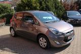 Hyundai ix20 Klima&MFL&ZV - Hyundai ix20 mit Benzin-Antrieb: Kleinbus