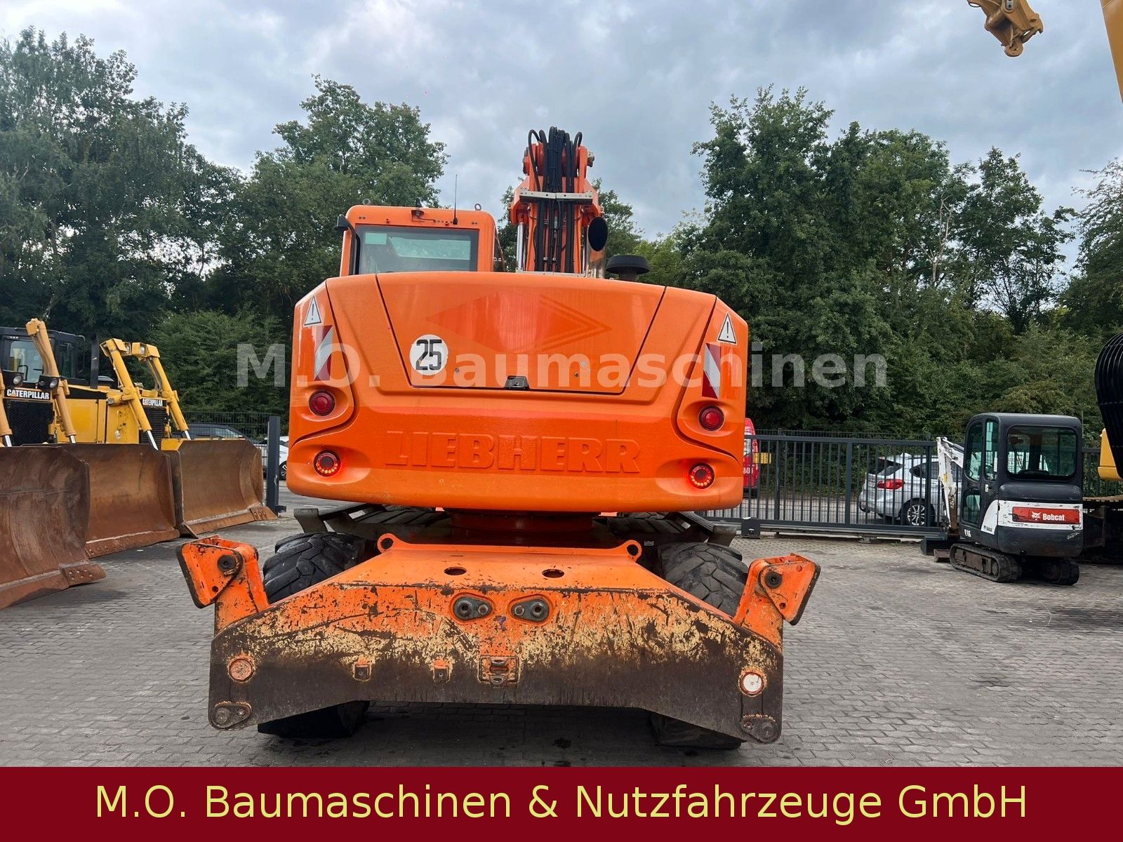 Fahrzeugabbildung Liebherr A914 COMPACT LITRONIC 14T