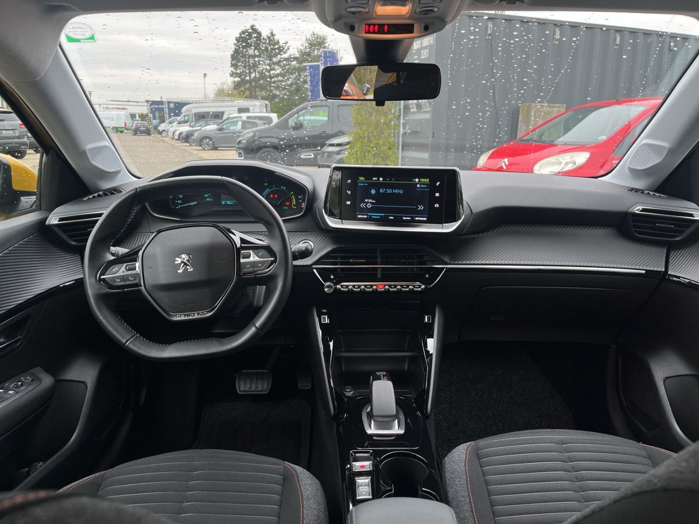 Fahrzeugabbildung Peugeot 208 Active Elektro 136 CarPlay DAB SHZ