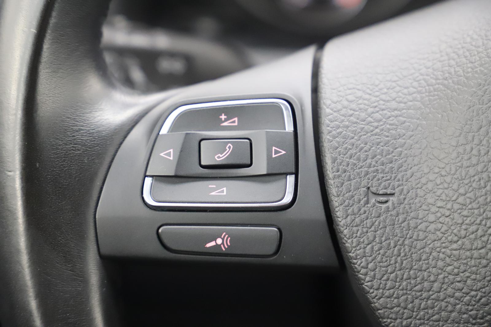 Volkswagen Eos 1.4TSI 122PS BlueMotion Leder Navi PDC SHZ