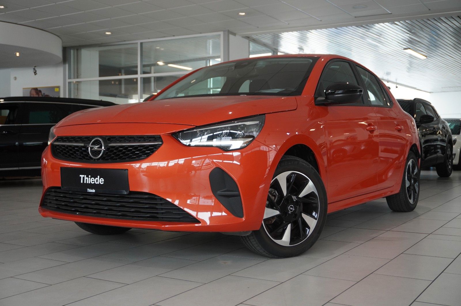 Fahrzeugabbildung Opel Corsa-e F EDITION 3-PHASIG NAVI/LED/KAMERA/SHZ