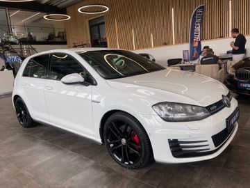 Volkswagen Golf VII Lim. GTD BMT *NAVI*SZHZ*PDC*BI-XENON*