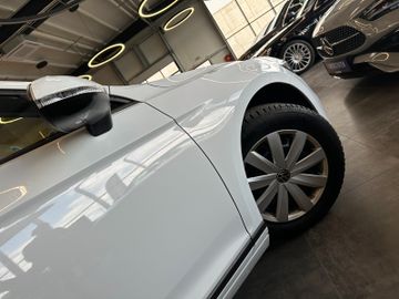 MYAUTOCENTER – Gebraucht- und Jahreswagen mit Werkstattservice in Pfaffenhofen Volkswagen Passat *LED*NAVI*ACC*KEY-LESS*1.HAND*19%MWST*