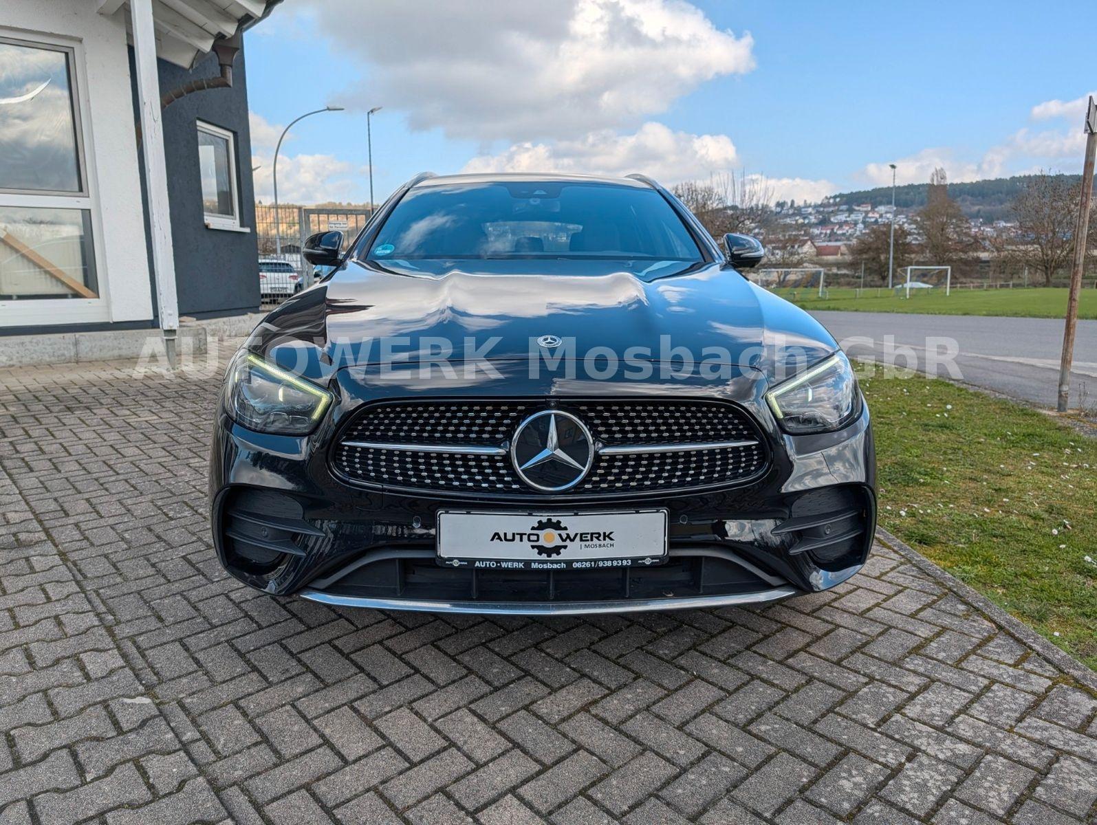 Mercedes-Benz E 300 de T-Modell/Allrad/AMG-Paket/Led/Ahk