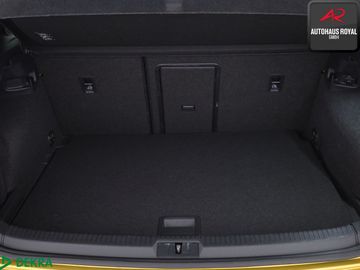Volkswagen Golf - 12