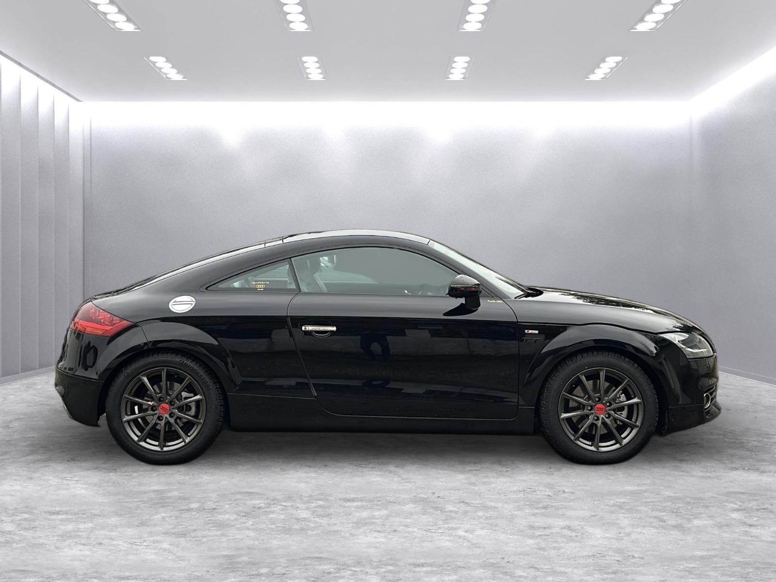 Audi TT Coupe quattro