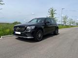 Mercedes-Benz GLC 43 AMG 4MATIC, Performance Abgasanl. - Mercedes-Benz GLC 43 AMG aus 2019