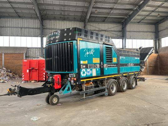 Andere Pronar MRW 1.300 - Radmobiler Einwellen-Schredde