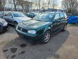 Volkswagen Golf 1.4 Edition Variant - Volkswagen Golf aus 2000: Variant