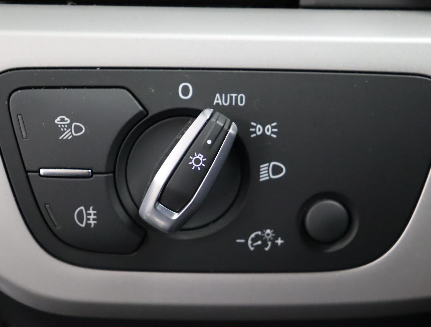 Audi A4 Avant 40 TDI S tronic Pano FLA AkustikGlas, миниатюра 16