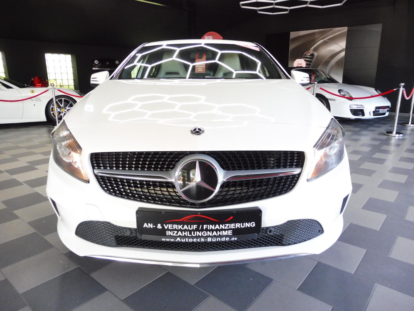 Mercedes-Benz A180 BlueEfficiency "URBAN" AUt/Nav/Distronic/SH