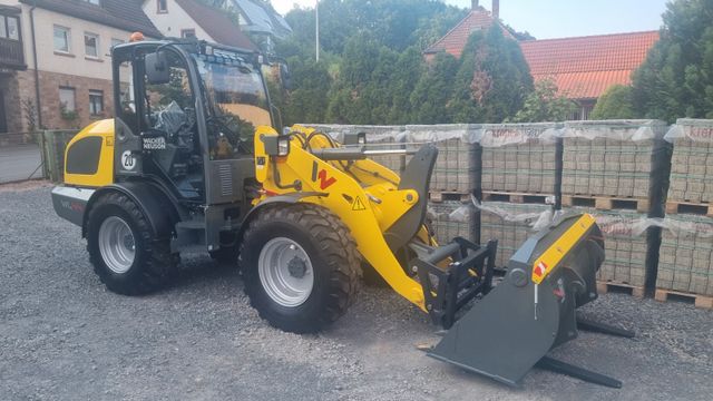 Wacker Neuson Radlader WL44 Gabel Schaufel