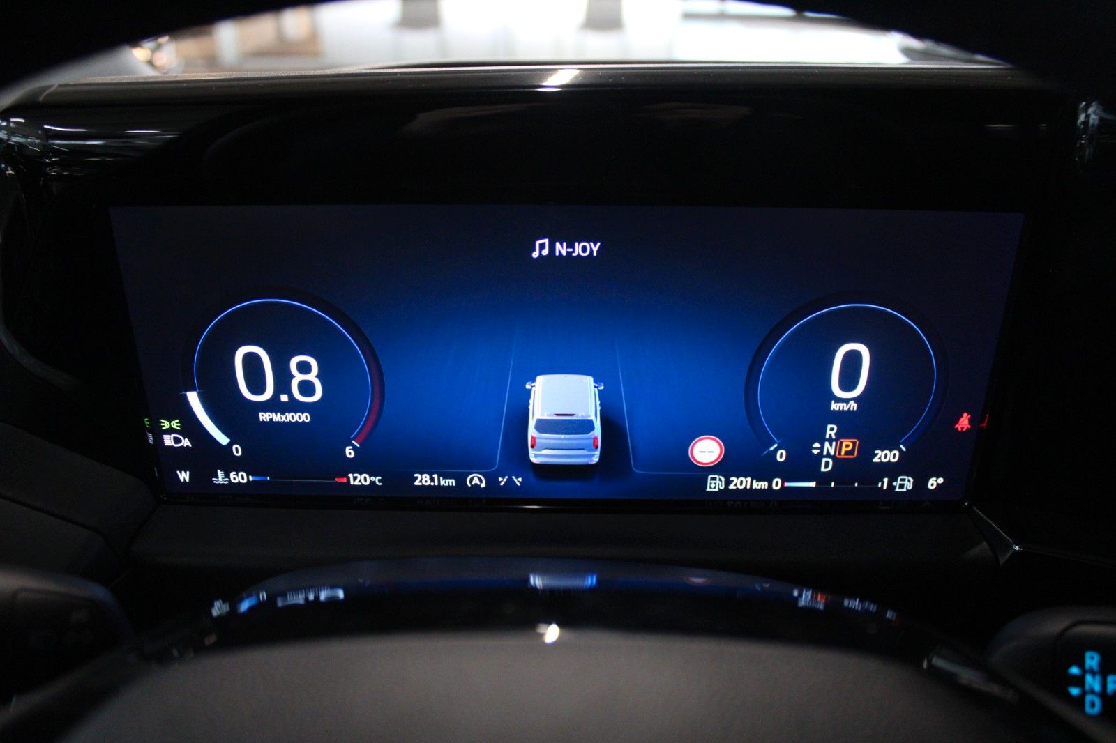 Fahrzeugabbildung Ford NUGGET L1 Titanium MARKISE + Aufstelldach SOFORT