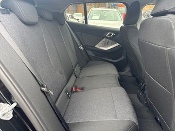 BMW 120 DAB LED Komfortzg. Parkassistent Klimaaut.