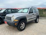 Jeep Cherokee 2.8 CRD Limited 4x4 - gebrauchte Jeep Cherokee aus dem Jahr 2006