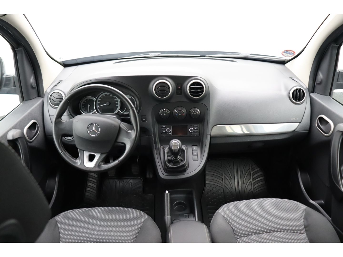 Fahrzeugabbildung Mercedes-Benz Citan Kombi 112 lang Navigation