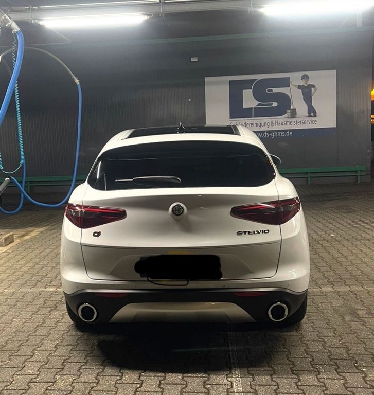 Image of Alfa Romeo Stelvio