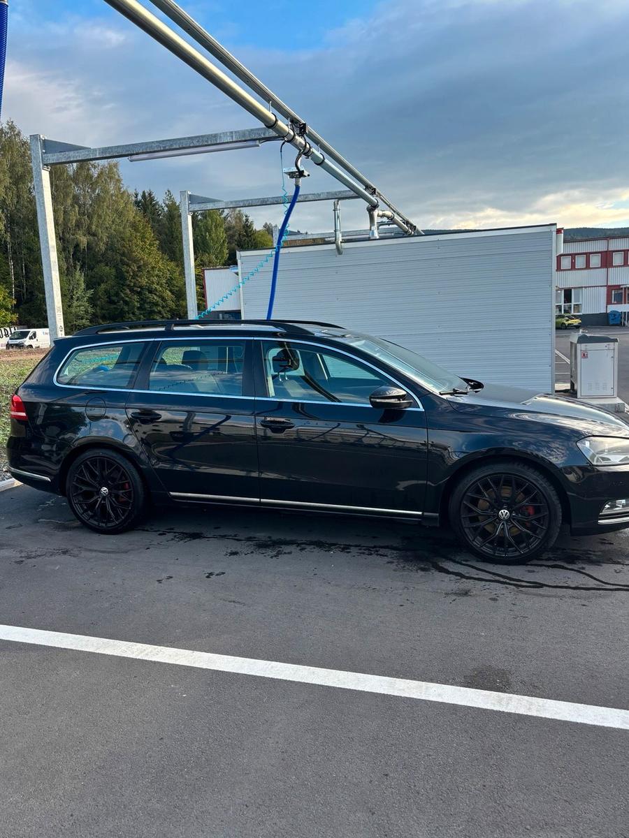Volkswagen Passat 2013 — engine 140 HP (103kW)