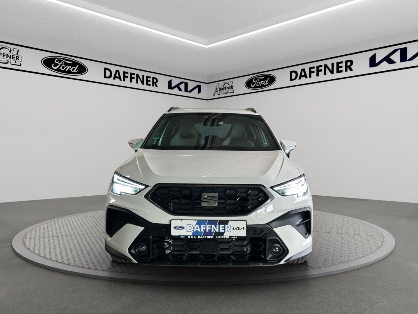 Fahrzeugabbildung SEAT Arona 1.0 TSI 85 kW FR Navi Digitales Cockpit LE