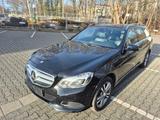 Mercedes-Benz E 400 4MATIC T - - Mercedes-Benz E 400 in Wiesbaden
