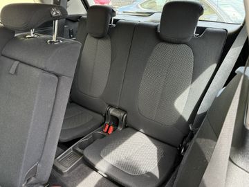 BMW 216 - 12