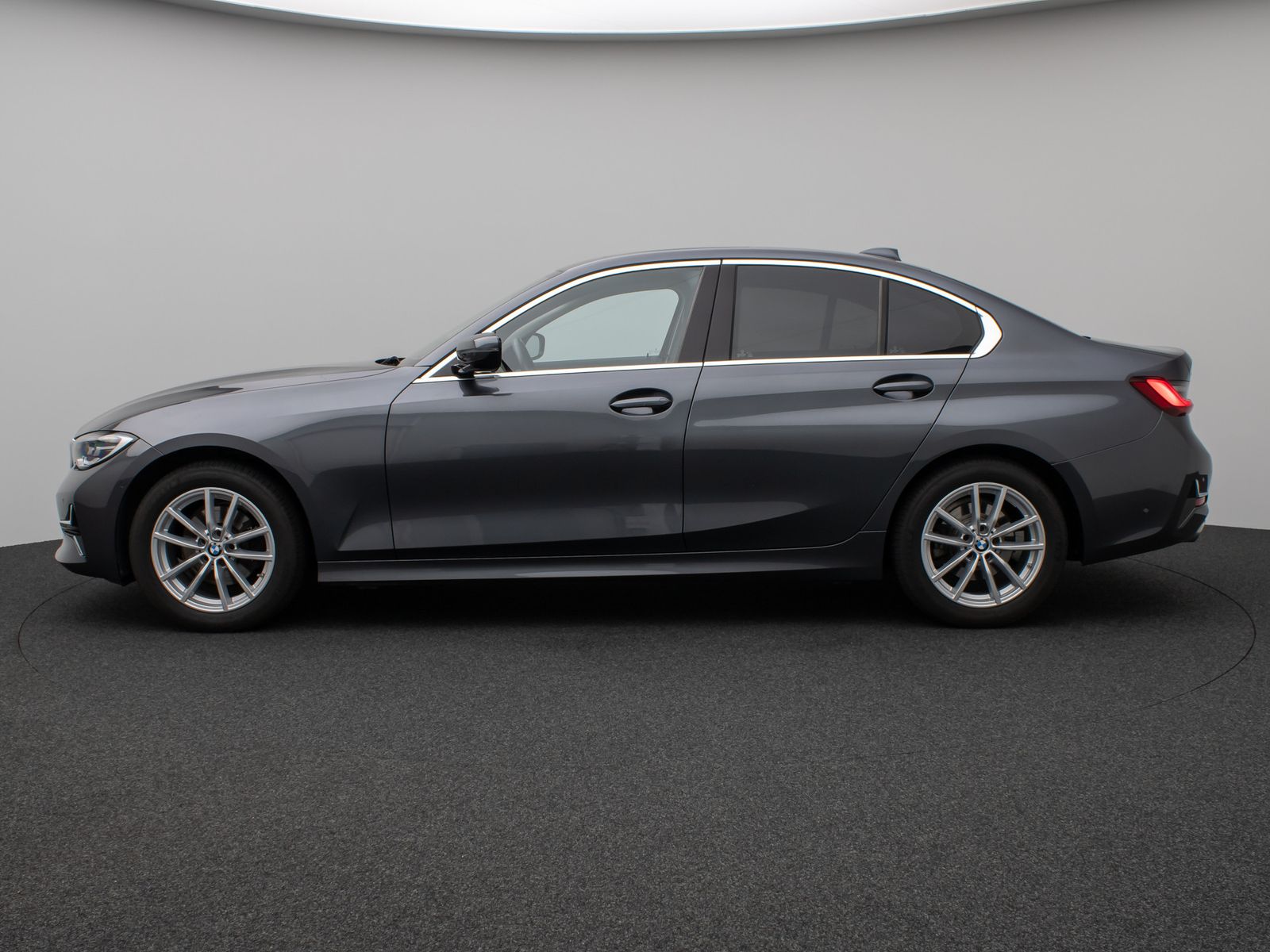 Fahrzeugabbildung BMW 320i xD Luxury Line El.Glasdach Kamera HiFi AHK