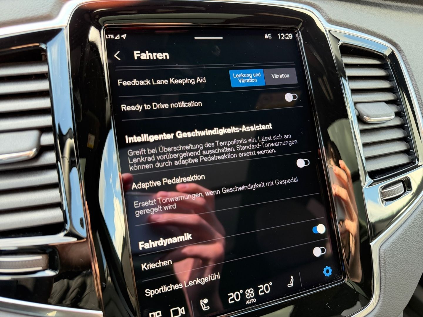 Volvo XC90 Ultra Dark Recharge Plug-In Hybrid AWD 7-Si foto 21