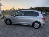 Volkswagen Golf Sportsvan 1.4 TSI 92kW DSG LOUNGE BMT L... - : Kleinbus, Von Privat