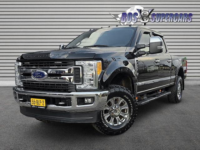 Ford F 250 CREW CAB 6.7L V8 2017 F250