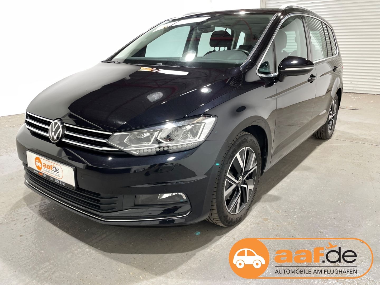 Volkswagen Touran DSG Highline EU6d 7-Sitzer Navi LED ACC