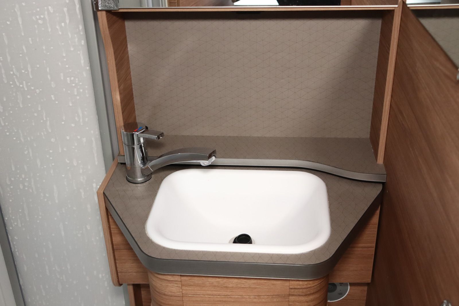 Fahrzeugabbildung Weinsberg Cara Compact Edition Pepper Ducato