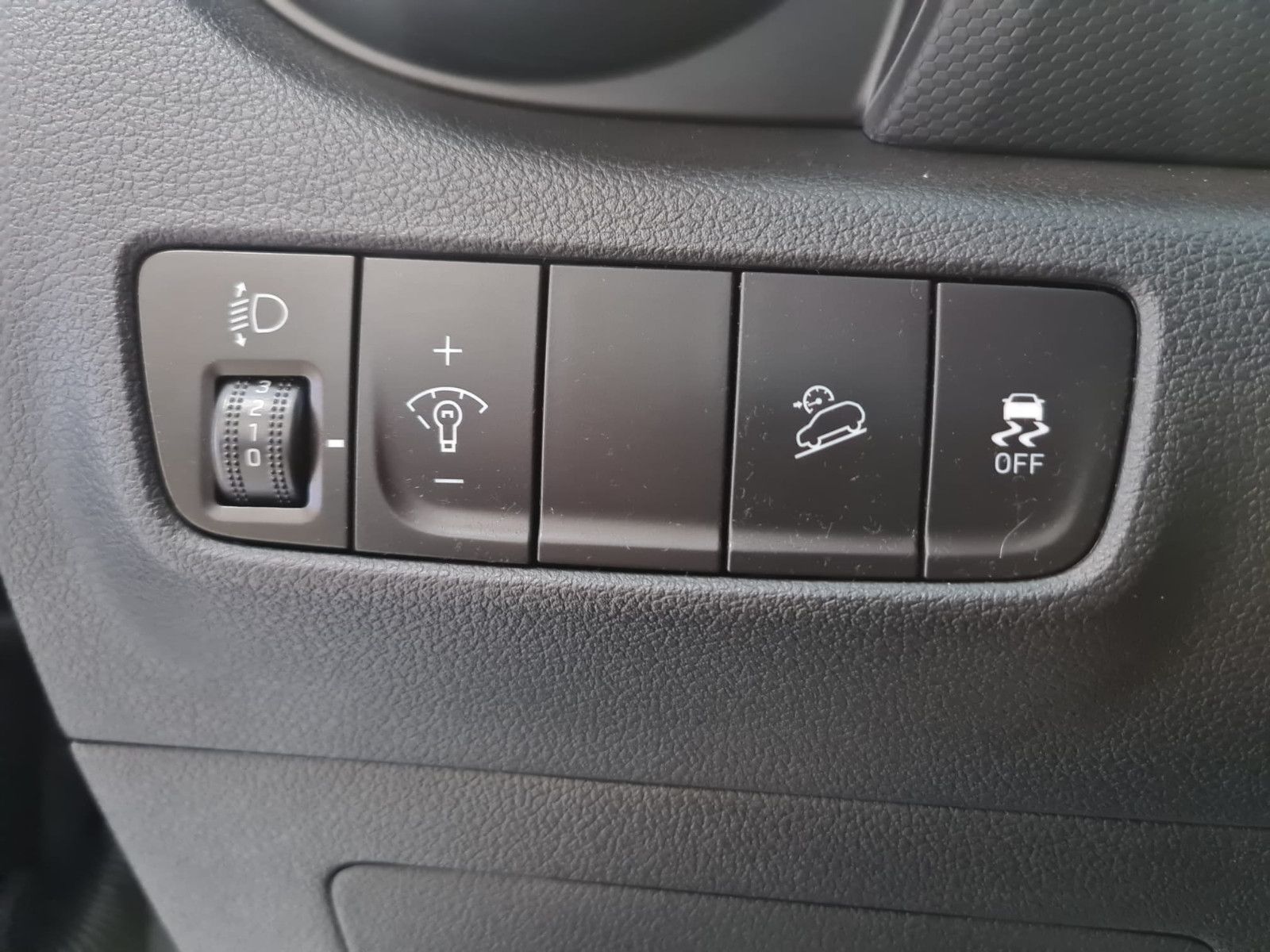 Fahrzeugabbildung Hyundai Kona Pure N-Line / LED / 1.HAND / NAVI / KAMERA