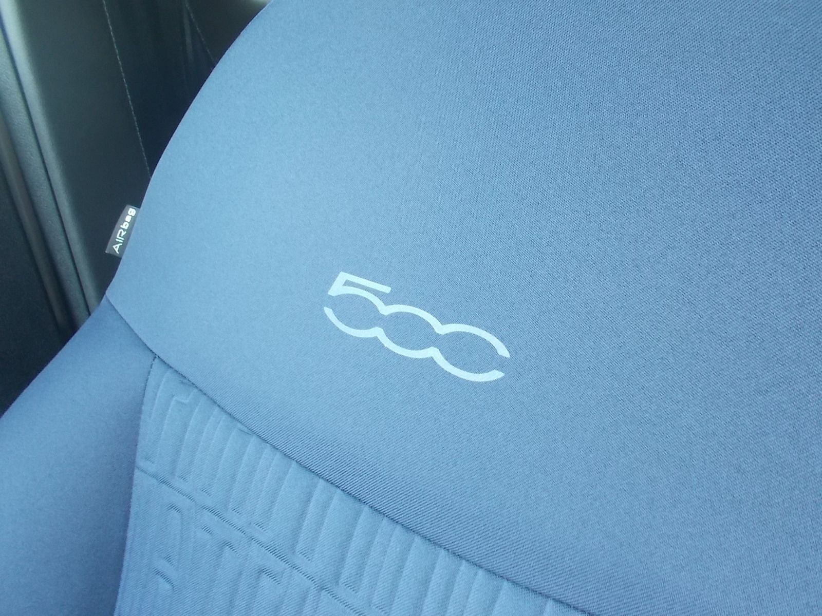 Fahrzeugabbildung Fiat 500 1.0 Mild Hybrid Club