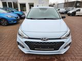 Hyundai i20 1.2 - 1.Hand/Klima/ALU/Sitzheizung - Hyundai i20 Gebrauchtwagen in Bremen