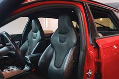 Fahrzeugabbildung Audi RS6 Avant 5.0 V10  *MWST./MISANOROT/CERAMIC*