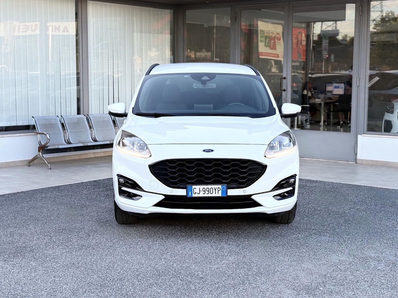Ford Kuga 2.5 FHEV St-Line 190CV E6 - 2022 imagem 2